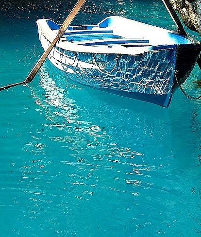 Blue Reflections, Greece